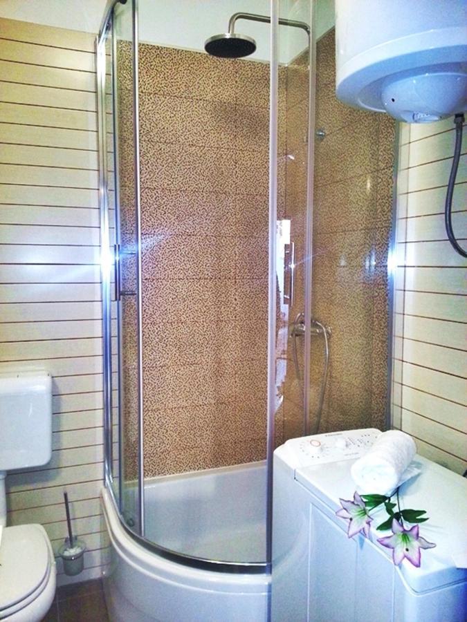 Apartments By The Sea Krilo Jesenice, Omis - 15145 Exterior foto